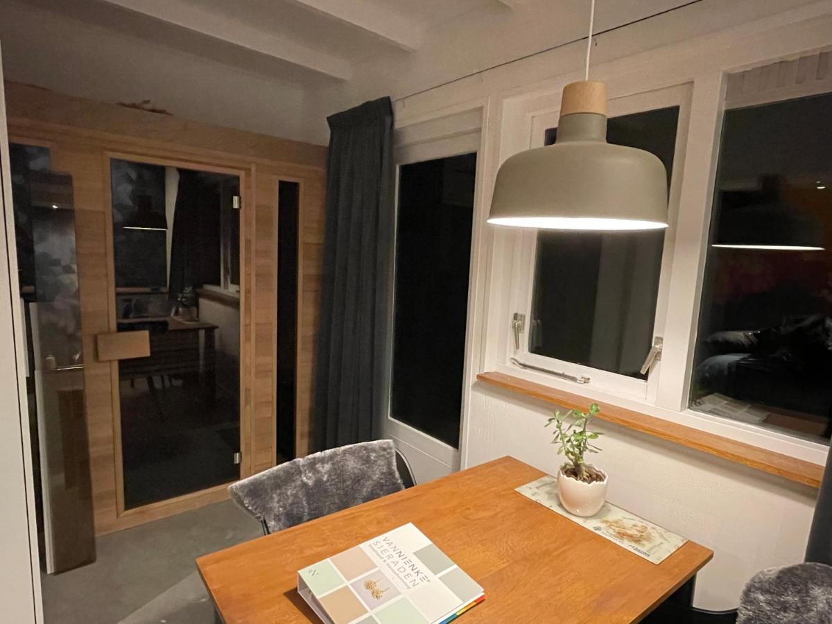 Bed & Breakfast Vannienke Tersoal Exterior photo